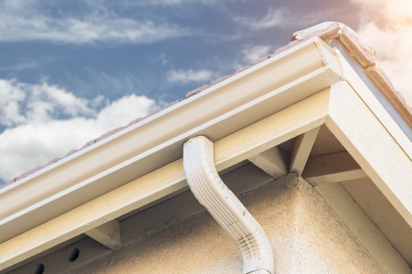 Seamless Gutter Replacement in Hiram